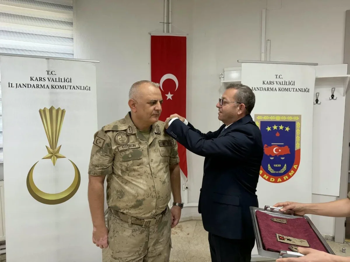 Kars’ta Rütbe Terfi Töreni: Tuğgeneral Halil Coşkun’un Apoleti Takıldı