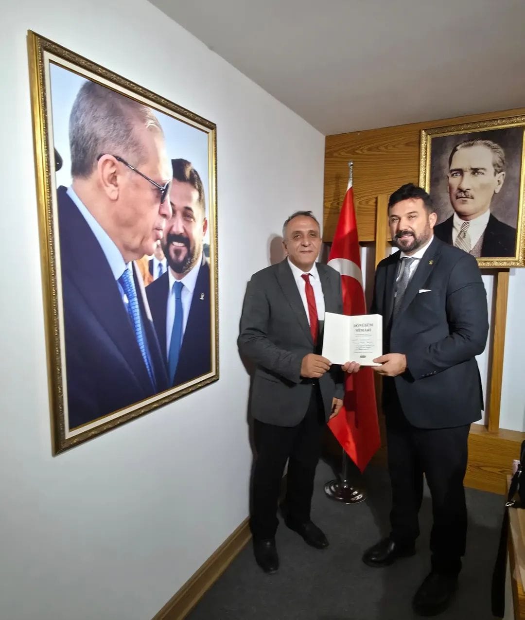 329733